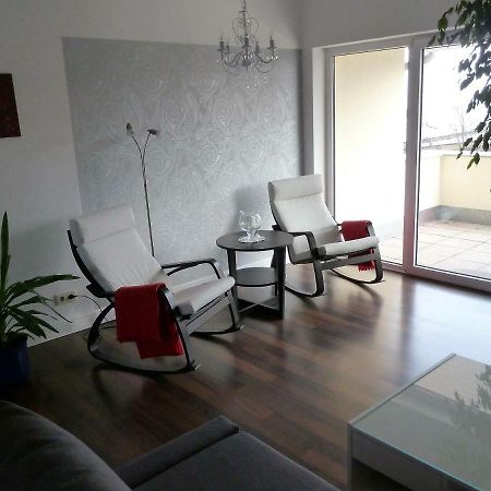 Schedler Apartment Gerbrunn ภายนอก รูปภาพ