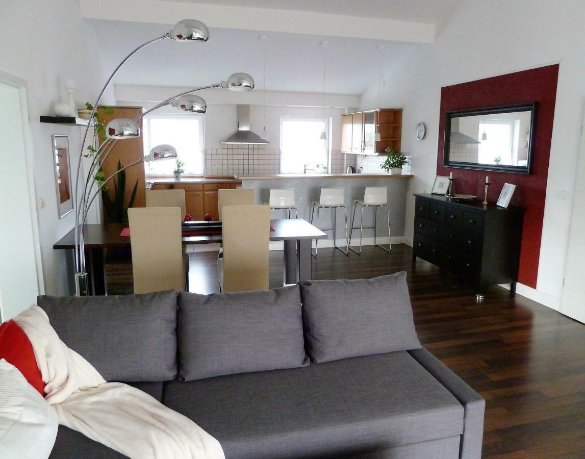 Schedler Apartment Gerbrunn ภายนอก รูปภาพ